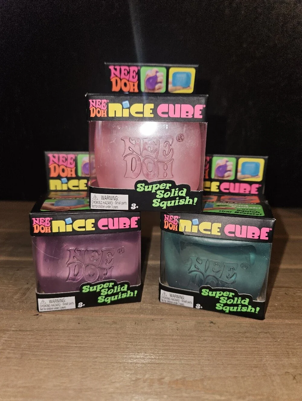 PURPLE NeeDoh Nice Cube - Picture 6 of 6